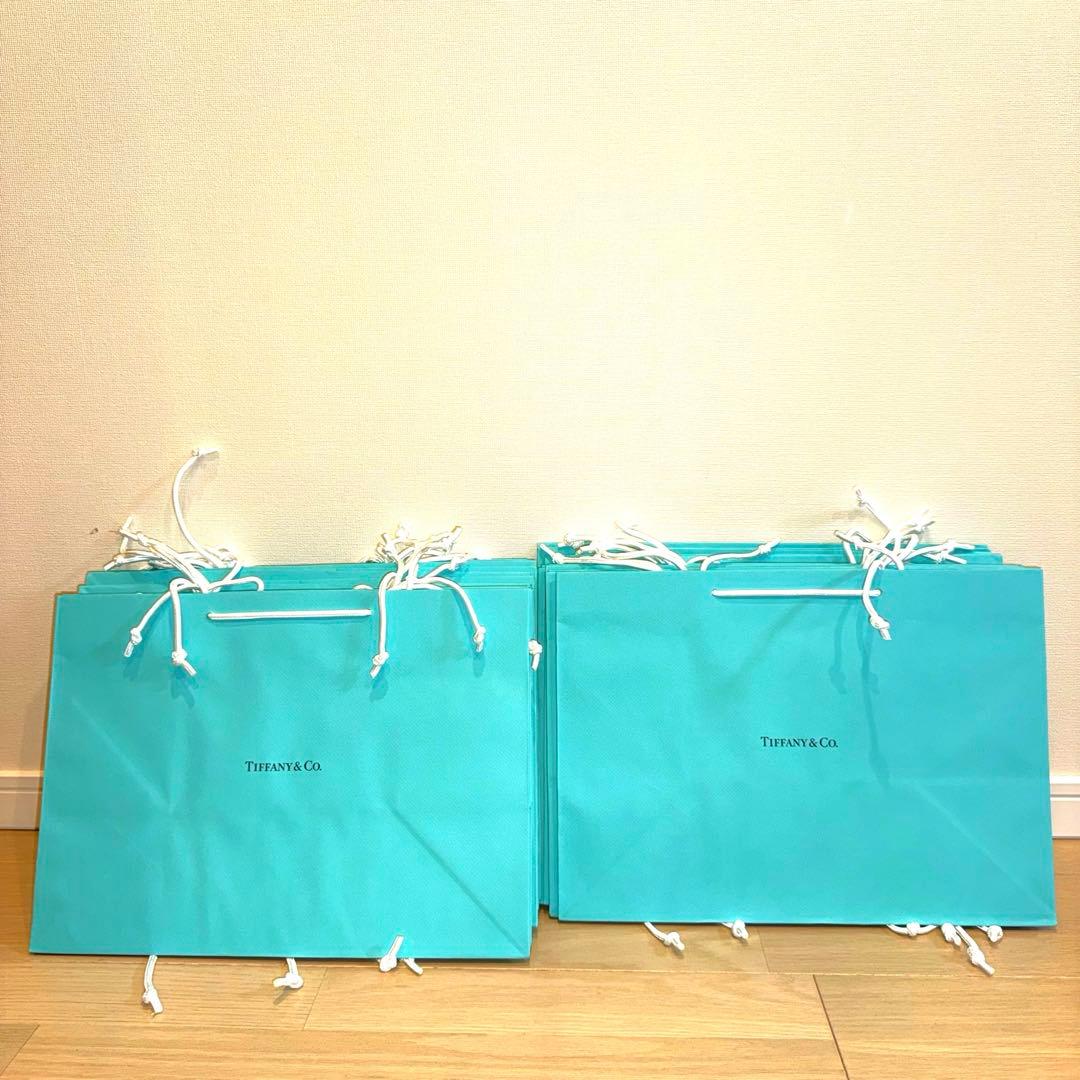 現行品Tiffanyティファニー ショッパー 紙袋まとめ売り 24枚 楽天市場】ティファニー TIFFANY&CO ショップ袋 紙袋 手提げ 限定