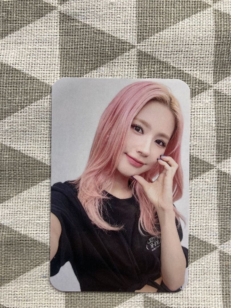 (G)I-DLE ミヨン FC 当選 トレカ Amazon.co.jp: (G)I-DLE ミヨン FC 会員 アイドゥル 当選 トレカ