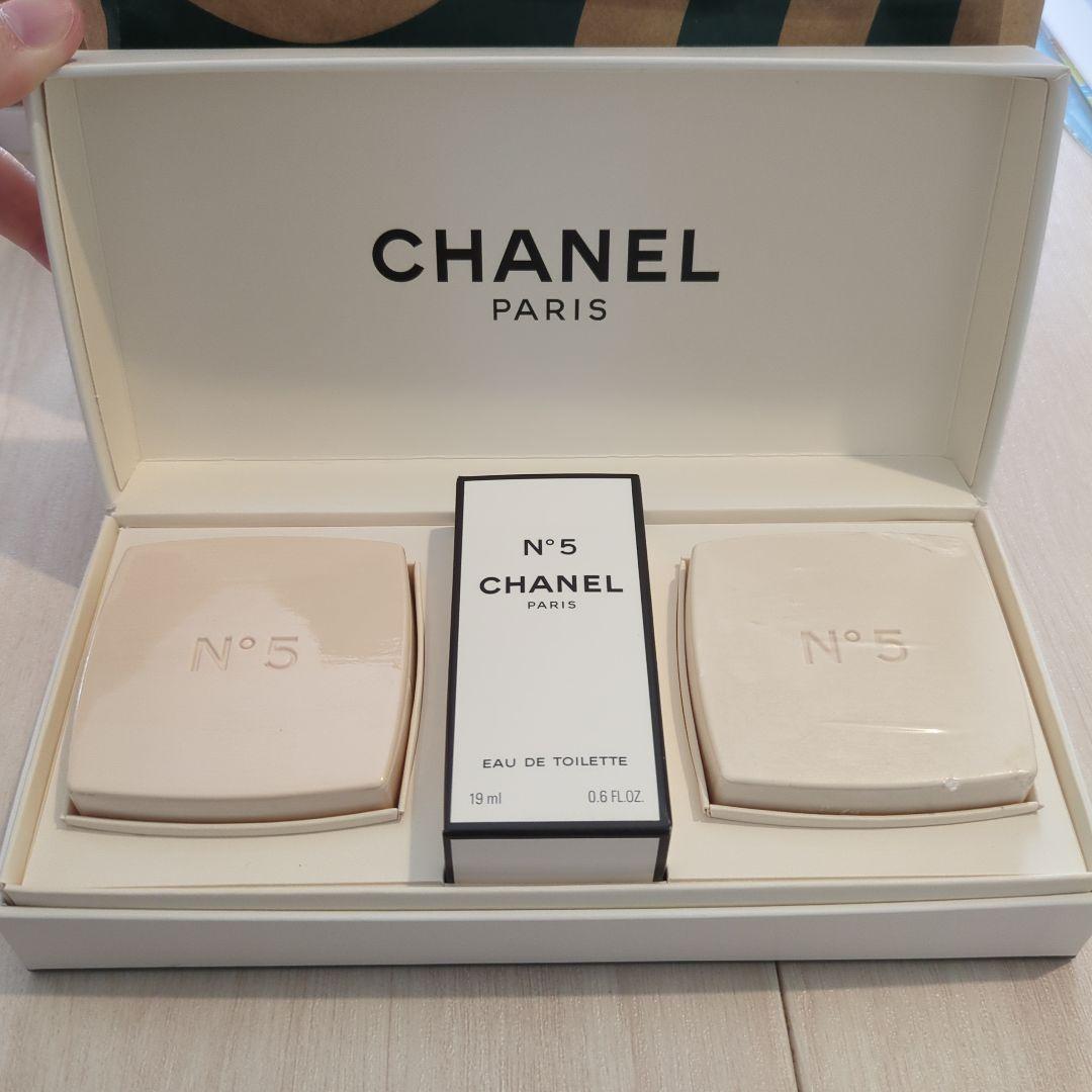シャネルN゜5サヴォンa石けん2コ75g標準重量オードゥトワレットa19mL1コ CHANEL（シャネル） 石鹸 サヴォン N°5 コスメ 化粧品 ナンバー
