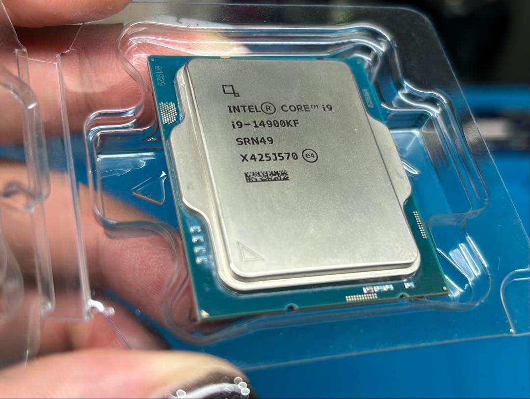 Intel Core i9-14900KF ジャンク品扱い