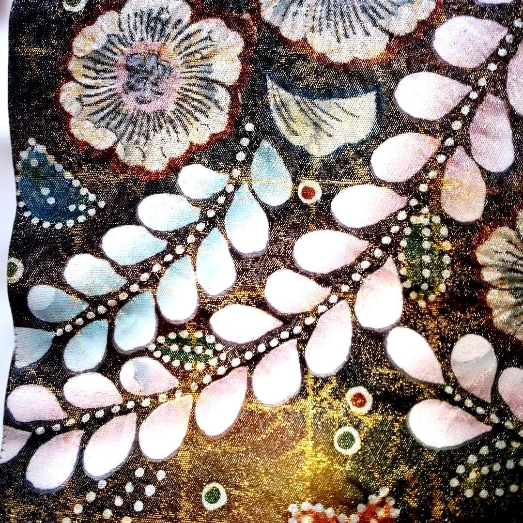 辻が花袋帯美しい金銀彩入り花柄刺繍黒と金銀地柄未使用品 - メルカリ