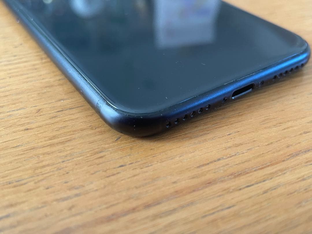 iPhone SE 第2世代 黒 本体のみ キャリア:au 64Gの通販はau PAY