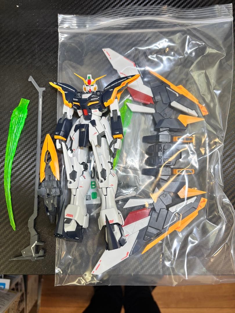 組み立て済みガンプラまとめ売り - メルカリ