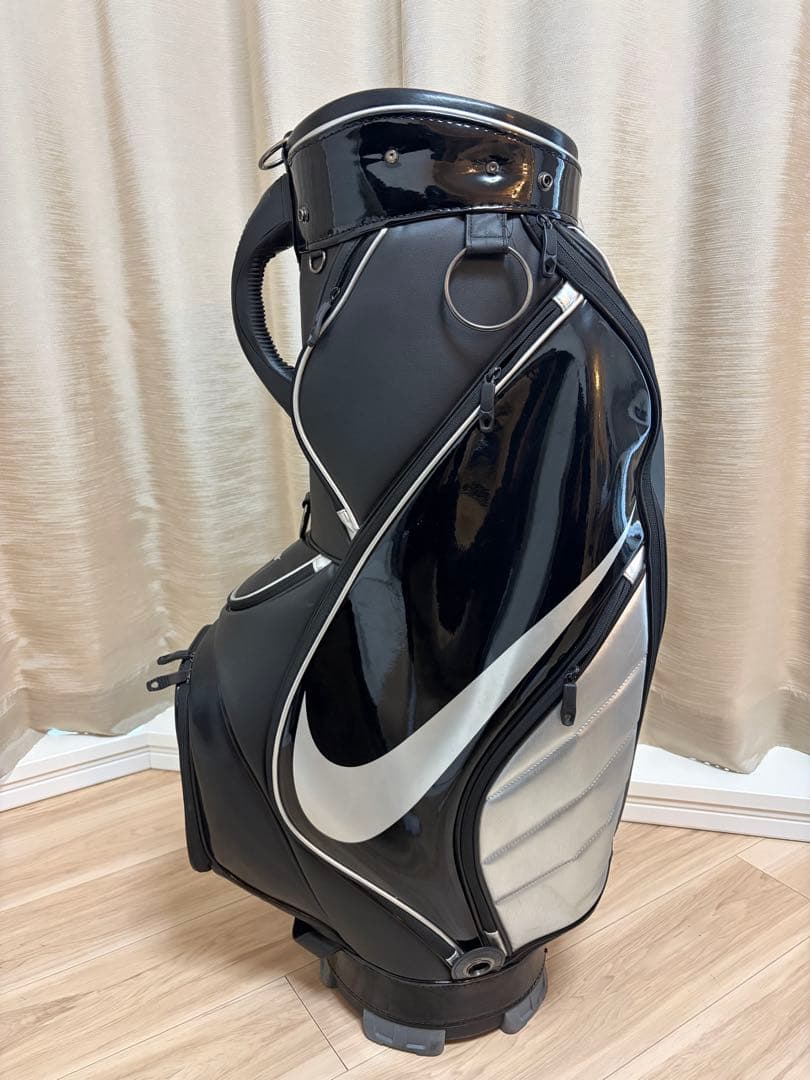 Nike キャディバッグ ブラック シルバー 希少 NIKEナイキ キャディバッグブラックシルバー 6分割 9型 ゴルフ