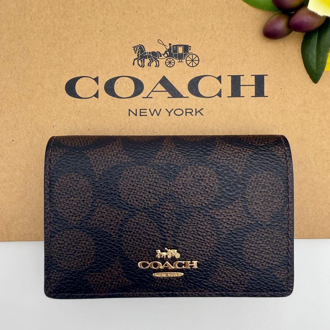 COACH ★大人気★ ビジネス カードケース シグネチャー 名刺入れ 新品 COACH（コーチ） ☆COACH☆ ビジネス カードケース シグネチャー