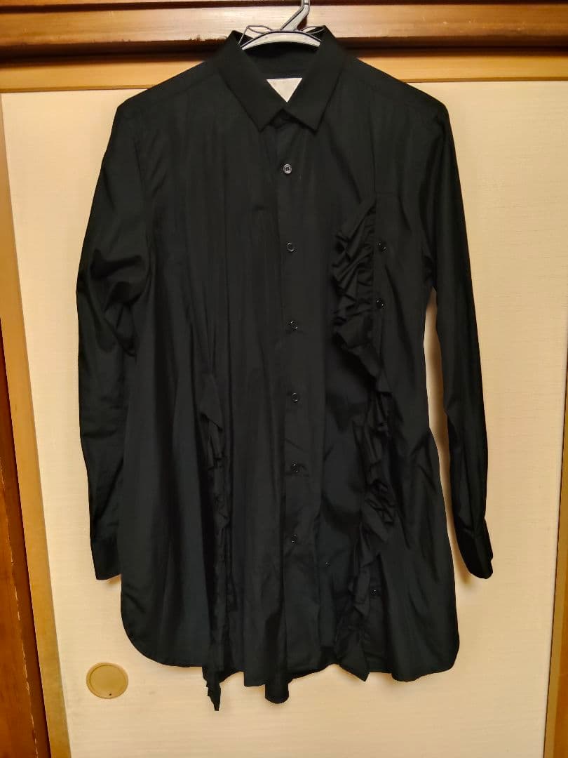 き*ん様 noir kei ninomiya フリル変形シャツ noir kei ninomiya 綿ポンチTシャツ(フリル袖) [3P-T013-051] – CREER