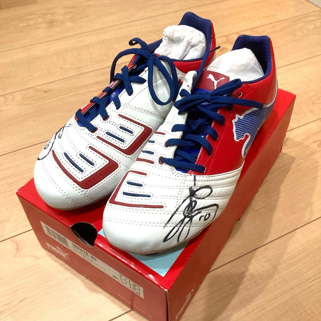 2012 ジュビロ磐田 山田大記 サイン入りポスター HATTRICK（ハット