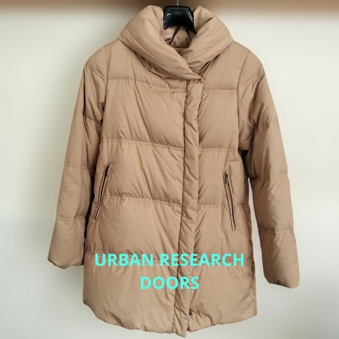 ベージュ フード付き ダウンジャケット - メルカリ