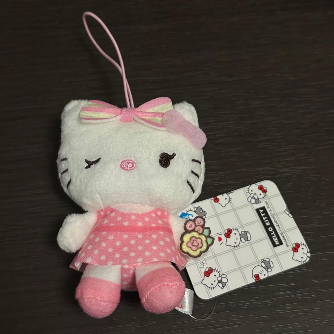 ハローキティ50＋1マスコット 1点 - メルカリ