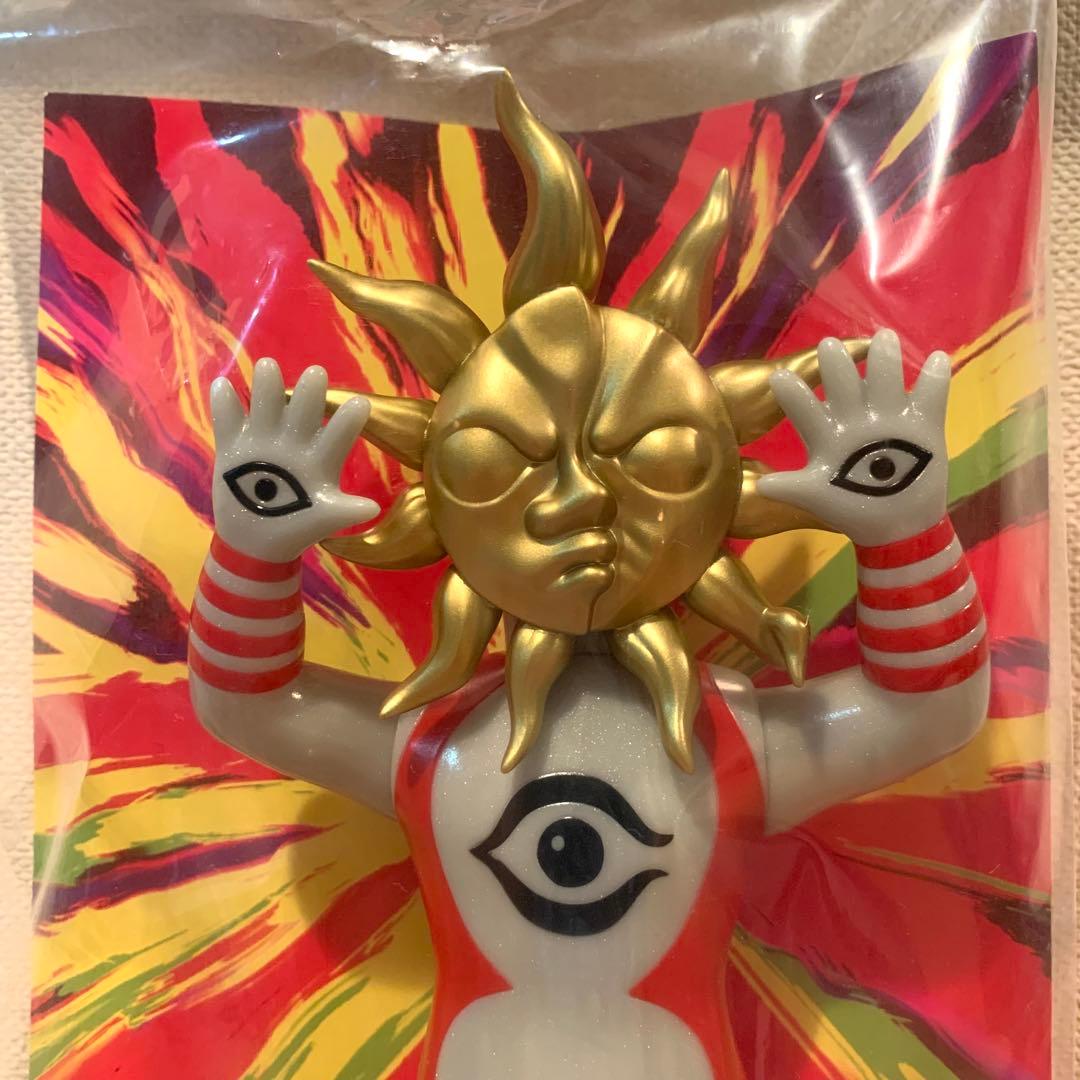 超復刻版タローマンソフビ人形 通常カラー 岡本太郎 鷲野デパート名品