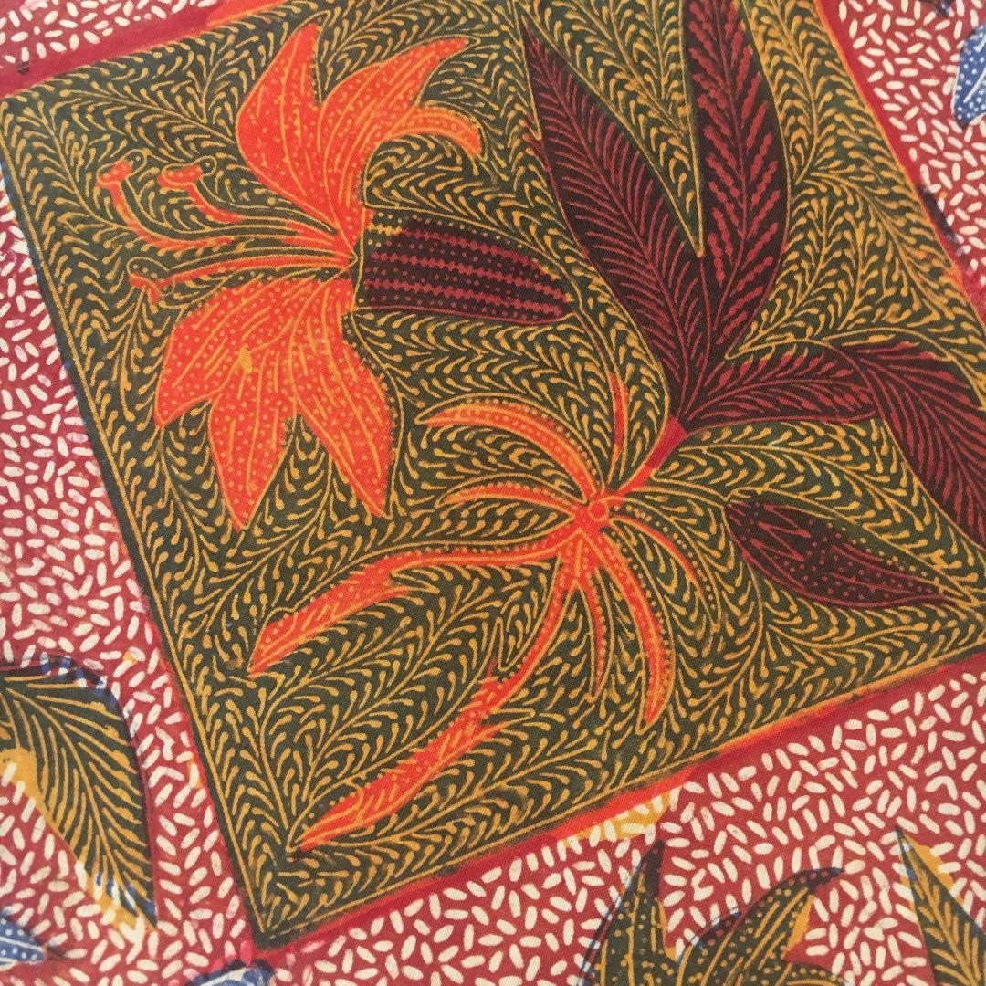 古布 ジャワ更紗（バティック）戦前 プカロンガン 菱ユリ紋 - メルカリ