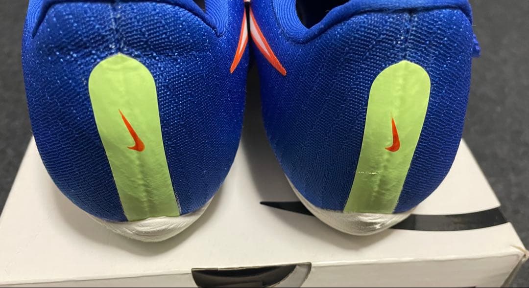 ひ*と様 Nike エアズーム マックスフライ1 極美品【26.5cm】パンク無