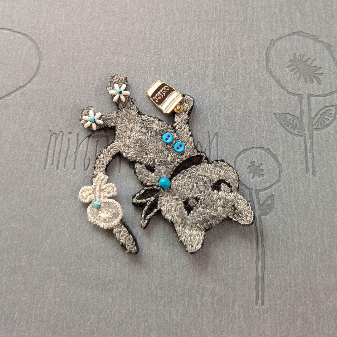 c 15 ミナペルホネンアクセサリー ブローチハンドメイド - メルカリ