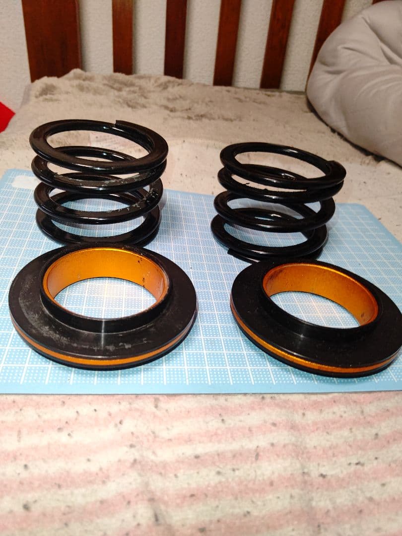 愛*ケ様 ヘルパースプリング H60-H20 2.8k ID62.5 2本SET