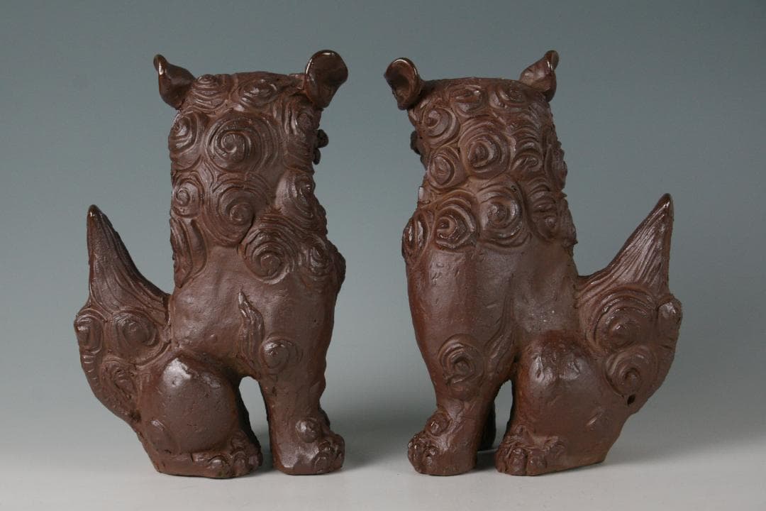 人間国宝一門 金城敏徳 作 南蛮焼〆立シーサー（大）1対 - メルカリ