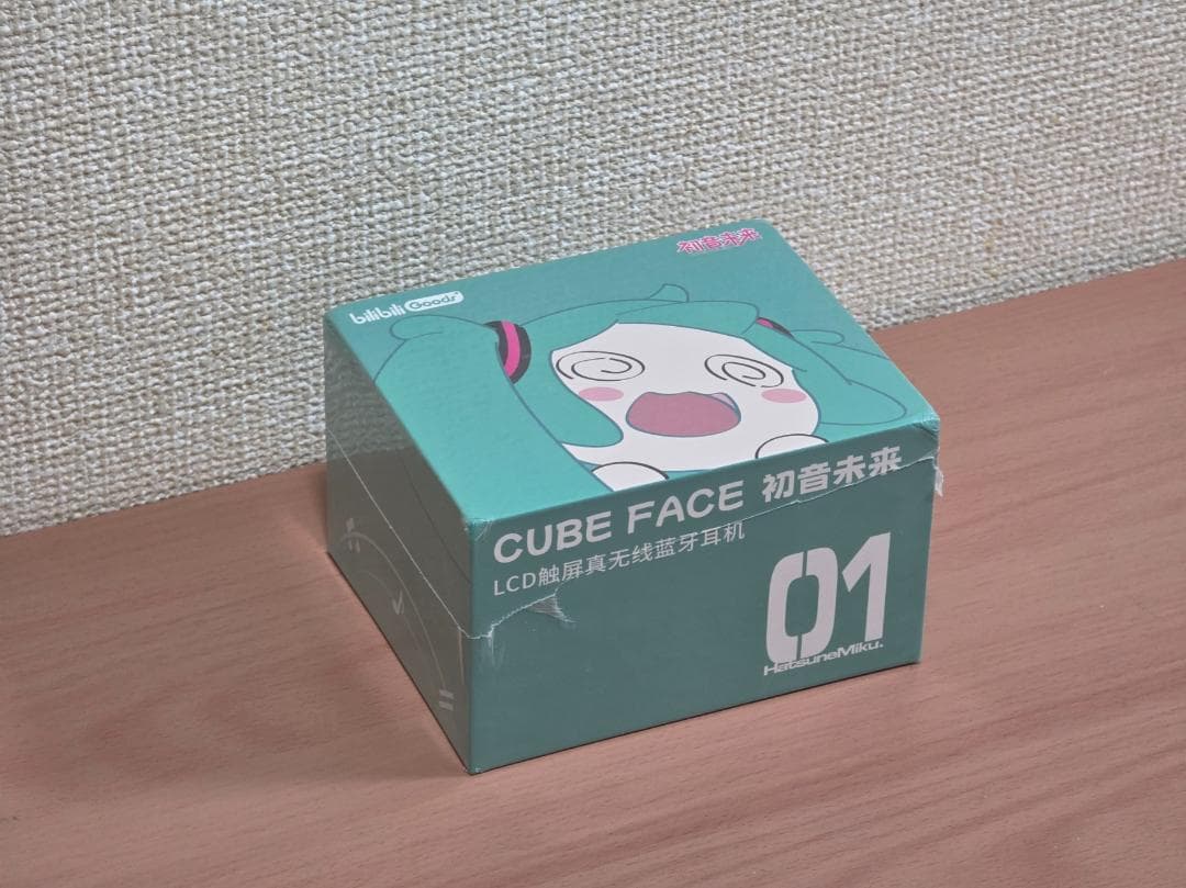 【新品】初音ミク × ビリビリ　限定ワイヤレスイヤホン cube face 初音ミク bilibili タッチパネル ワイヤレスイヤホン CUBE FACE - メルカリ