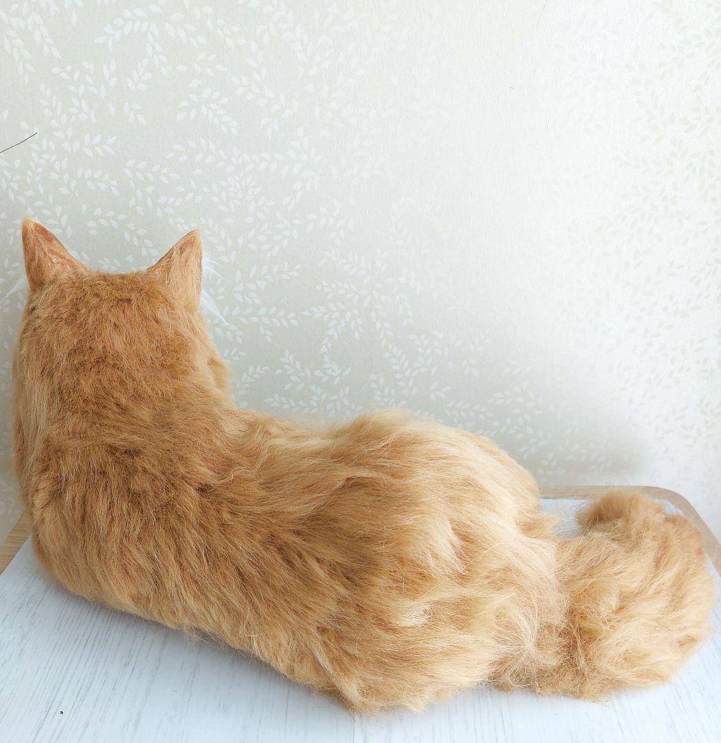 ユ*ナ様 羊毛フェルト 猫(ノルウェージャンフォレストキャット) - メルカリ