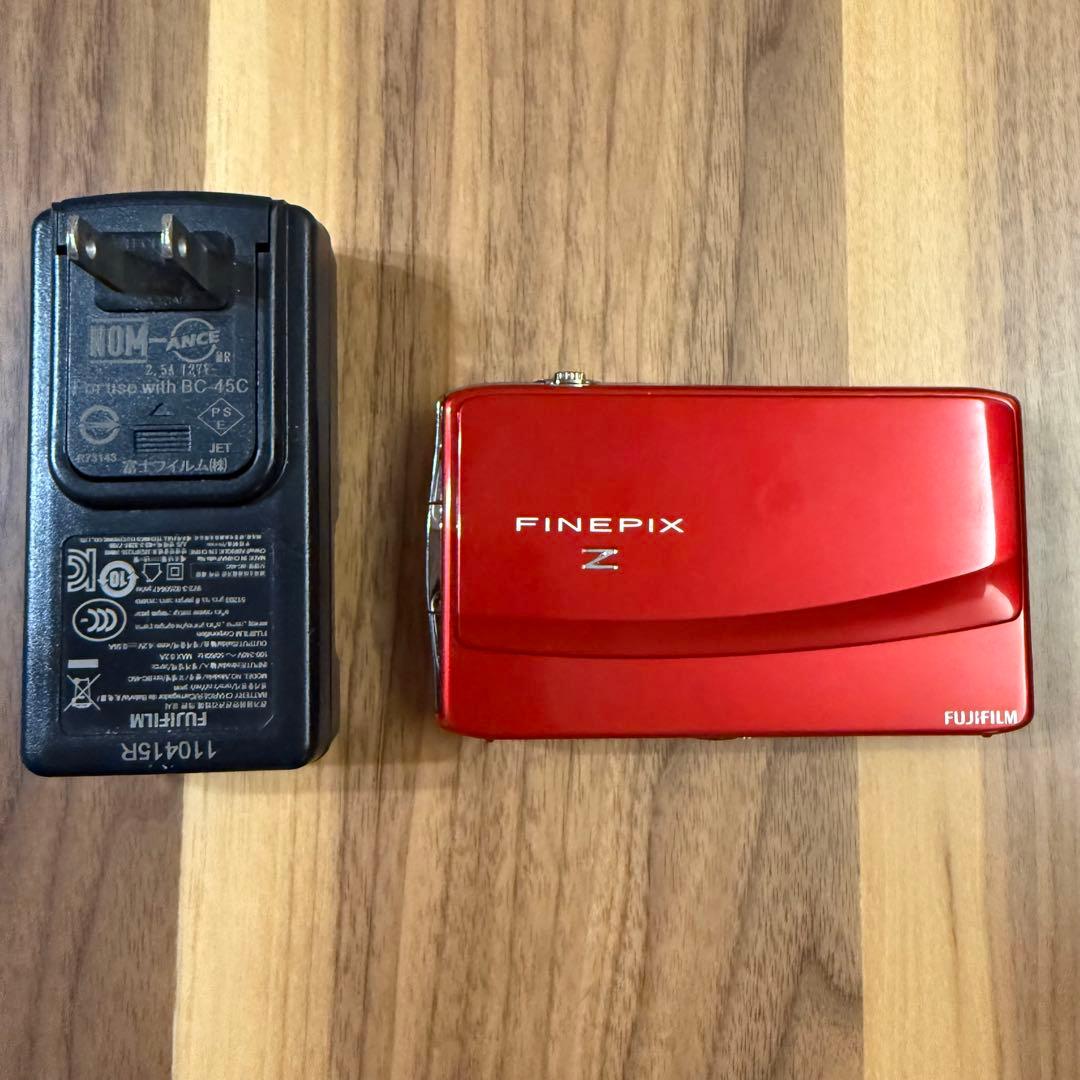 Fujifilm FinePix Z レッド 充電器付き FUJIFILM FINEPIX Z 純正バッテリー 充電器 フジフィルム - メルカリ