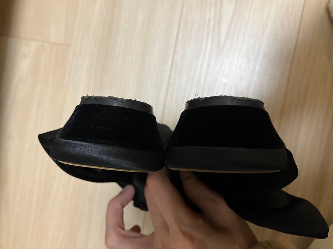 OHGA ブラックリボンミュール - メルカリ