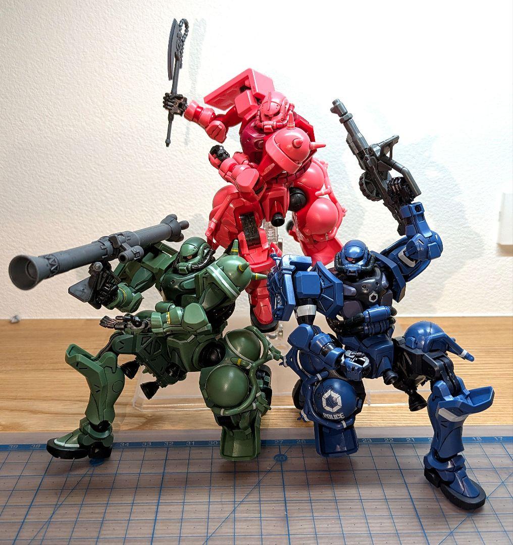 HG ザク3体セット GQuuuuuuX版 組立済 ガンプラ まとめ売り - メルカリ