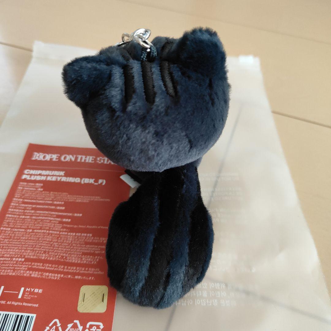 BTS ホビ ホソク J-HOPE キーリング 黒リス ぬいぐるみ - メルカリ