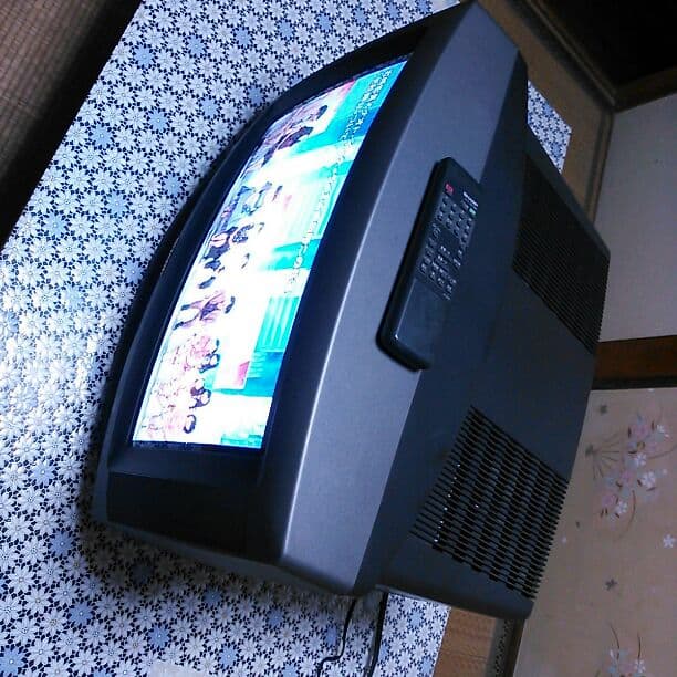シャープ20型 曲面ブラウン管ワイドTV 95年製 20C-WA5 - メルカリ