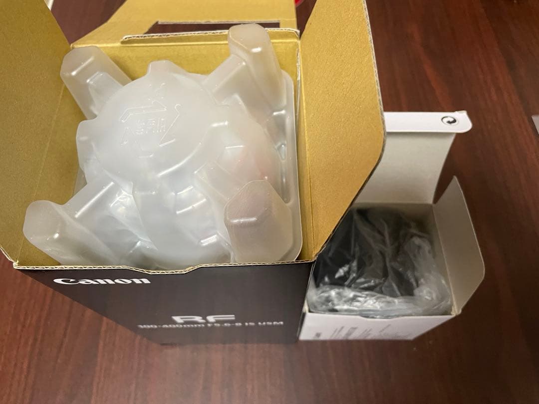 Canon RF100-400mm F5.6-8 IS USM 望遠レンズ