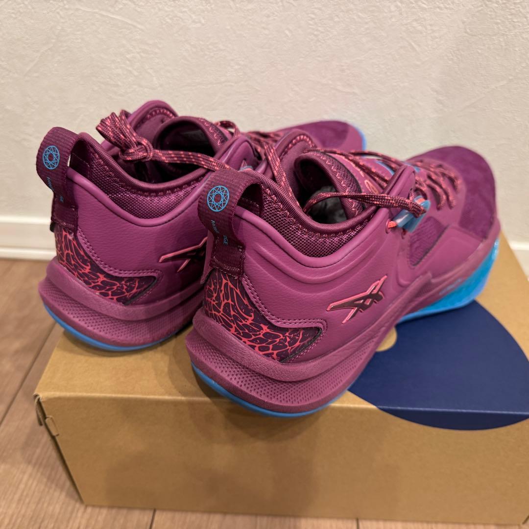 asics nova surge low 2 ノヴァ サージュ　27.5cm