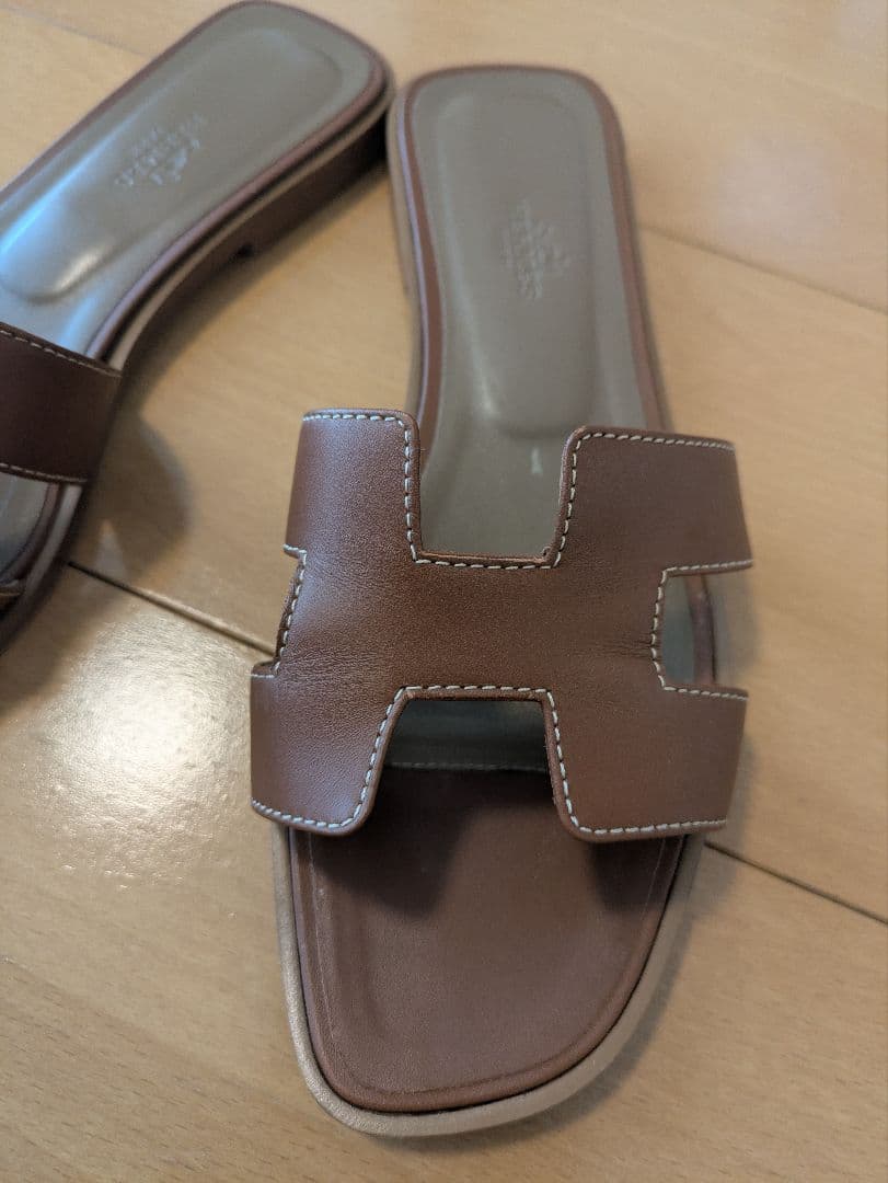 HERMES エルメス サンダル 《オラン》