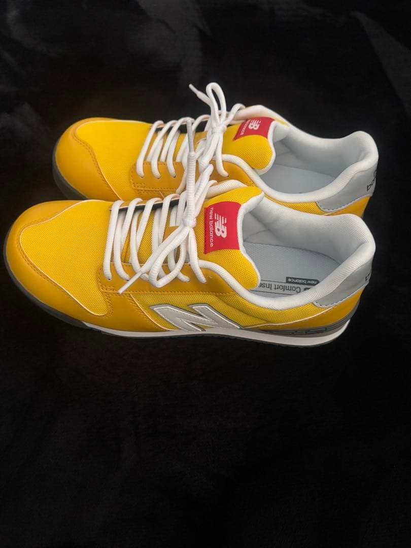 New Balance イエロー スニーカー 安全靴