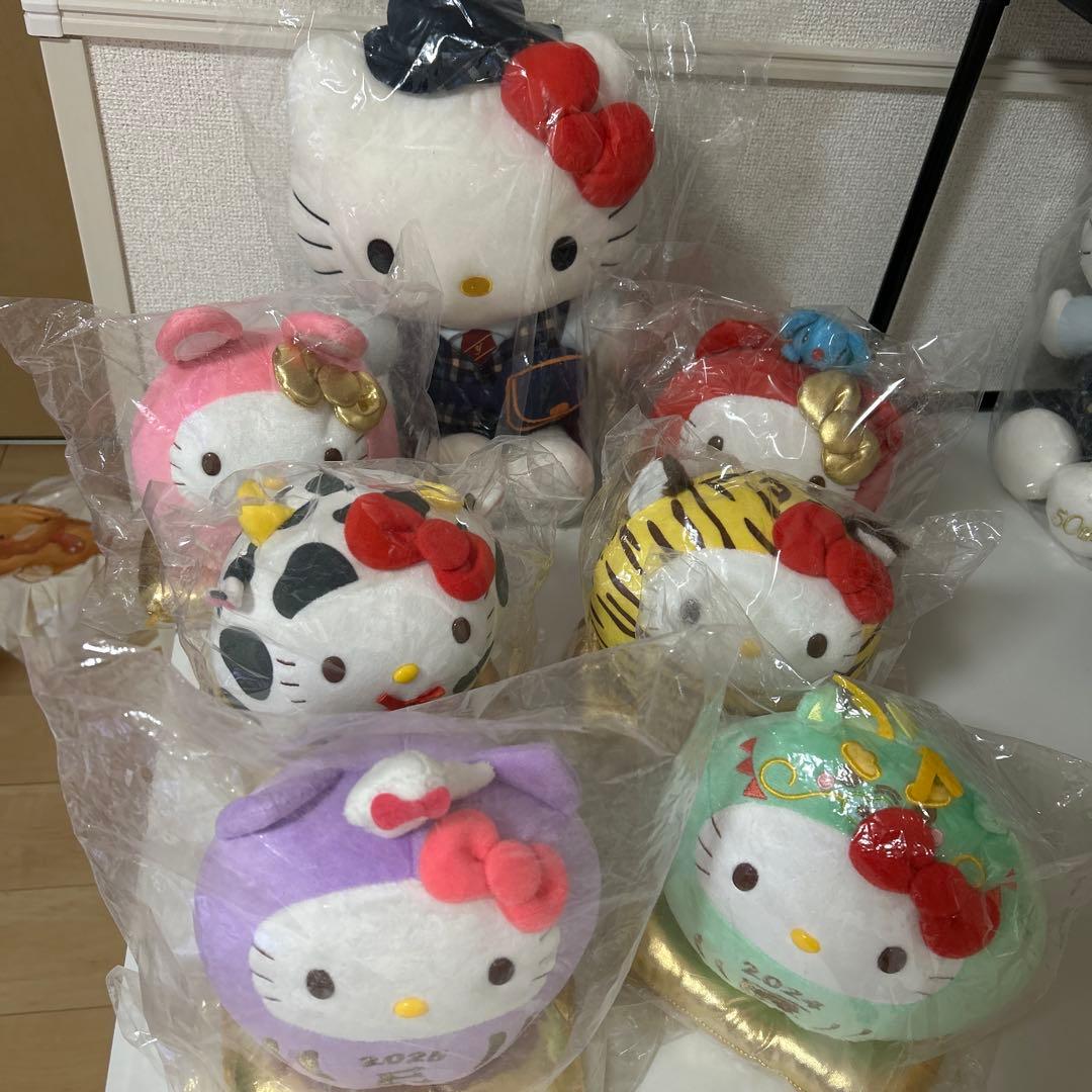 ヤクルト干支キティぬいぐるみ 7体セット - メルカリ