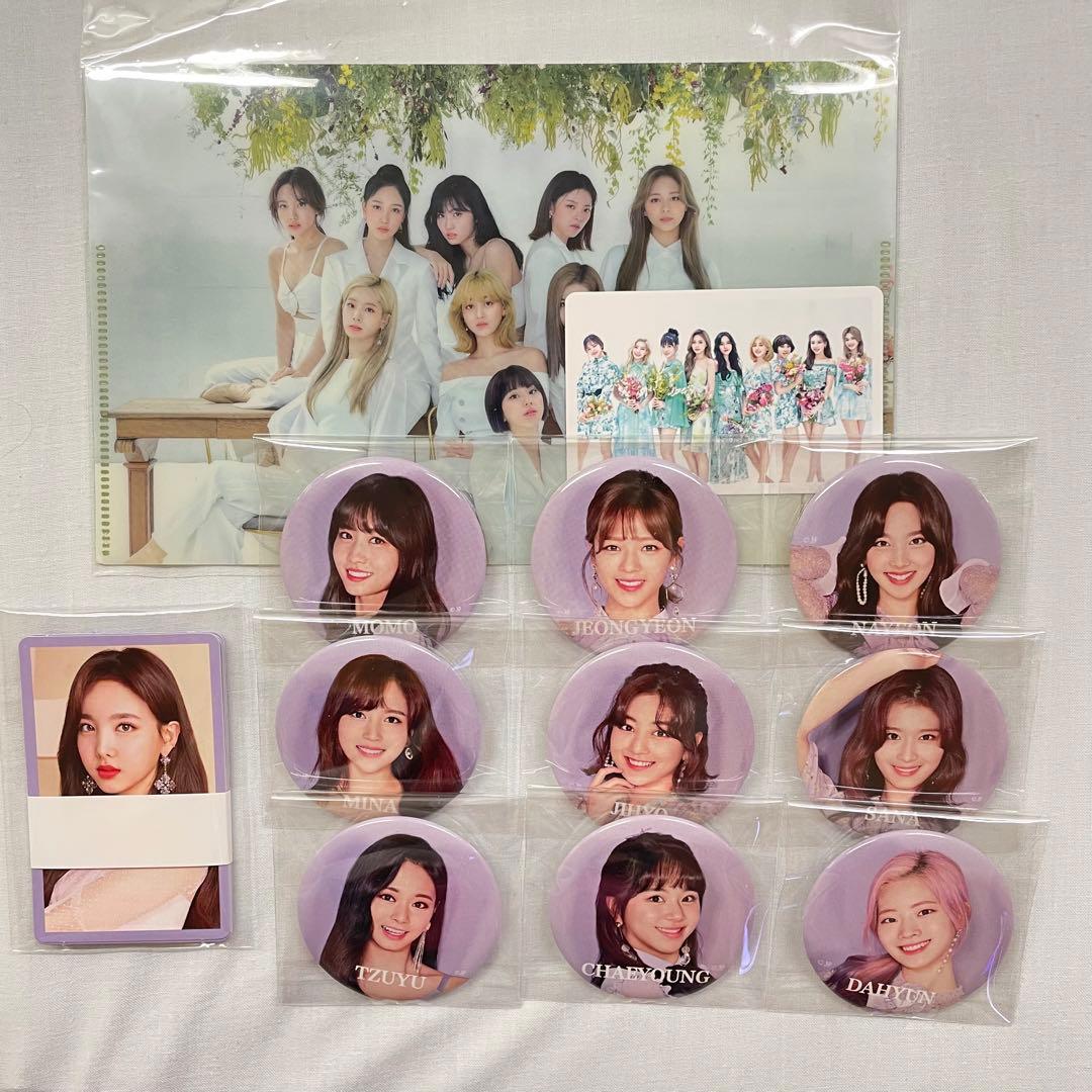 TWICE CD まとめ売り(早く売り切りたいので値下げ可能)の通販｜www