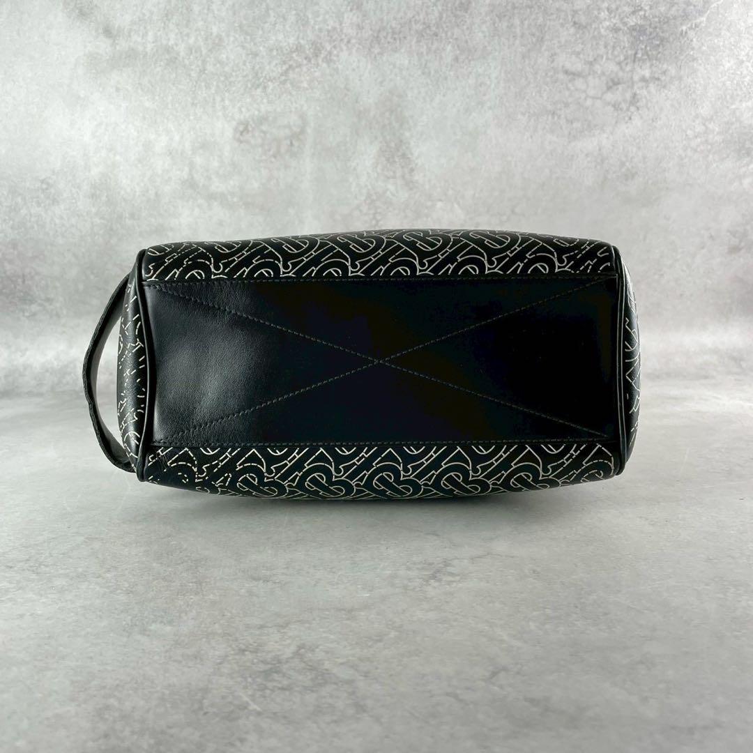 高級 BURBERRY バーバリー クラッチバッグ セカンドバッグ TB ロゴ