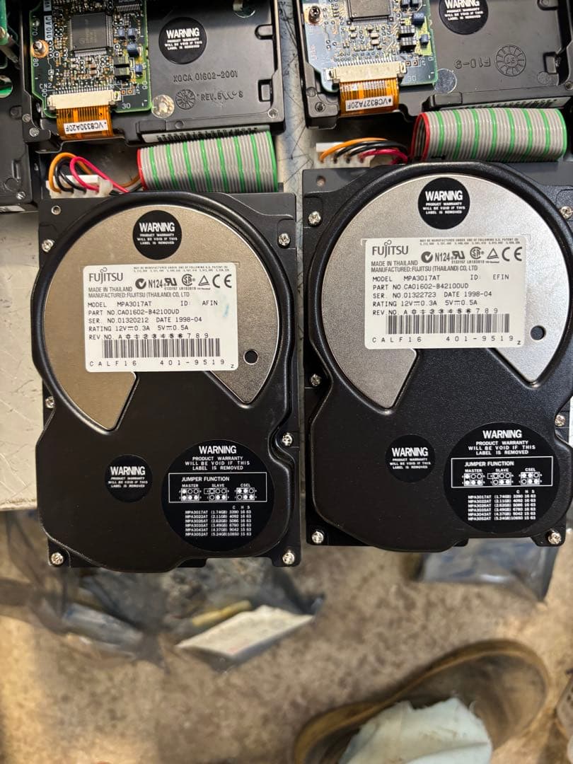 M57。ハードドライブ 富士通 MPA3017AT 1.7GB 5400RPM