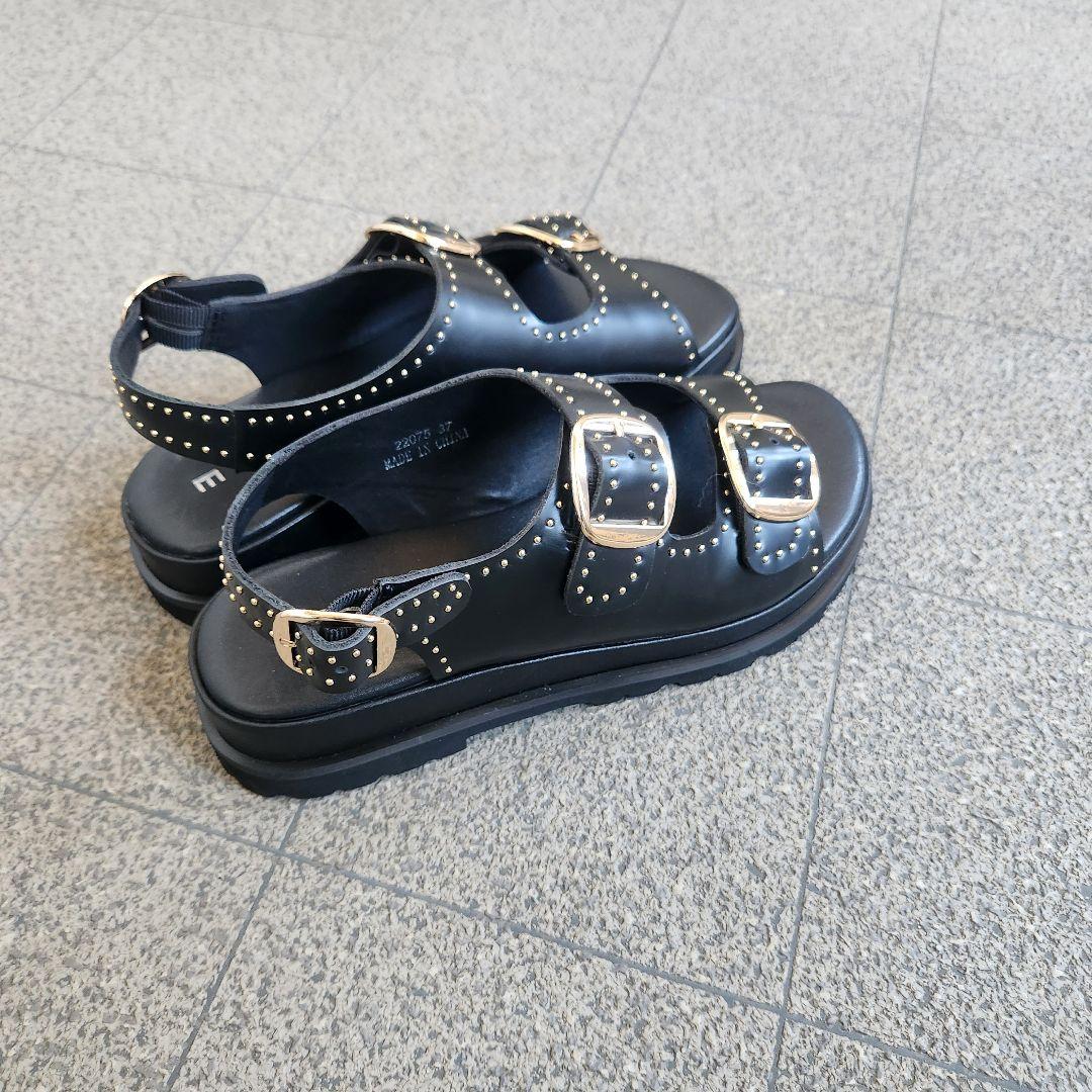 極美品☆MOHI モヒ 厚底 スタッズサンダル 黒 23.5㎝ 429 - メルカリ