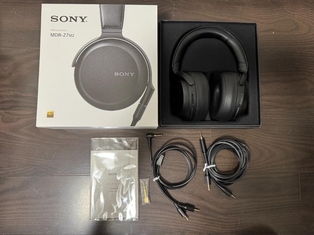 SONY MDR-Z7M2　ヘッドホン Amazon.com: Sony MDR-Z7M2 Hi-Res Stereo Overhead Headphones