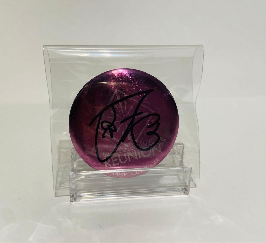 アイドリッシュセブン 衣装展 九条天 複製サイン入り 缶バッジ - メルカリ