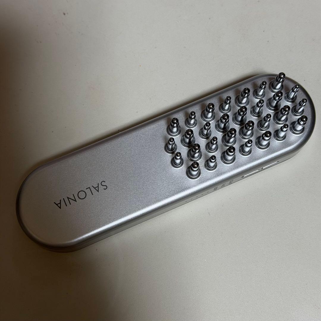 SALONIA EMSリフトブラシ 美しさをグレードアップする「EMSリフトブラシ 3Dケア」が11月1日発売