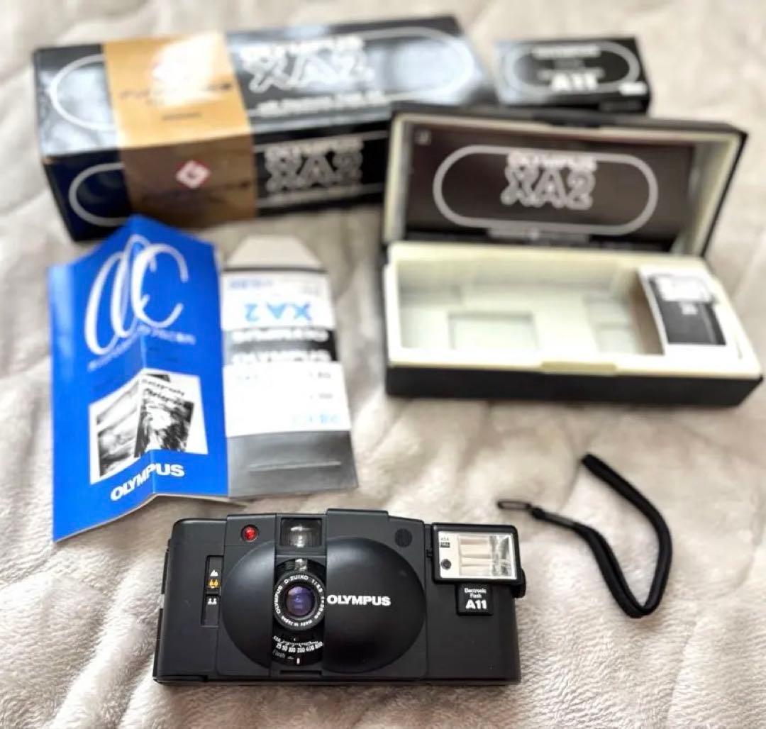 オリンパス OLYMPUS XA2 A11付きフィルムカメラ - メルカリ