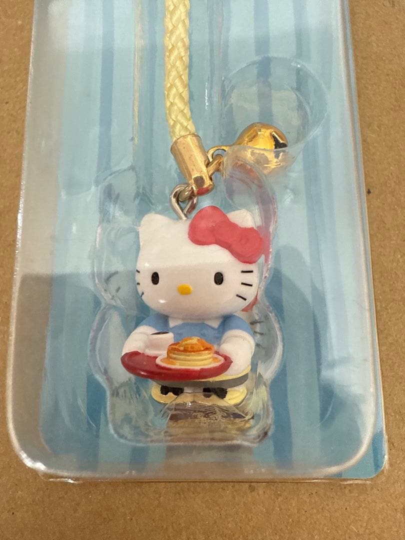 ご当地キティ ハローキティ ストラップ デニーズ限定 レア希少、人気