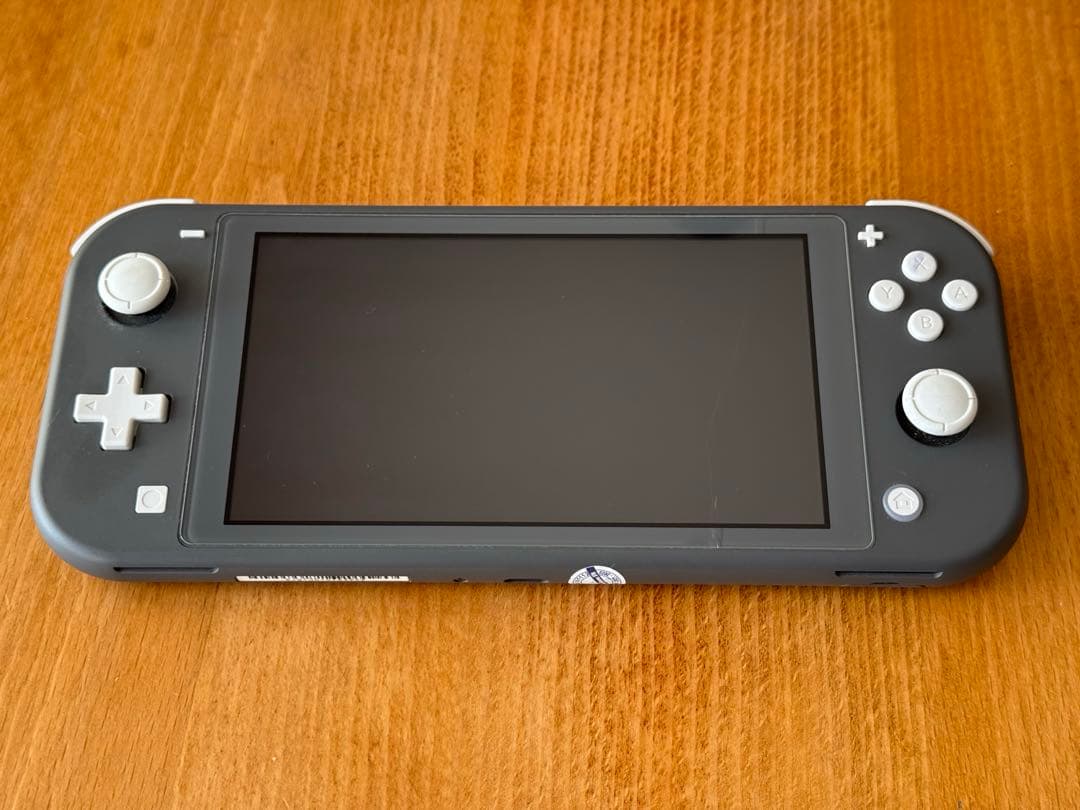 2019年製 Nintendo Switch lite グレー本体 画面キズあり - Nintendo