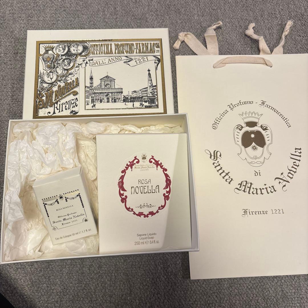 サンタ・マリア・ノヴェッラ　ローザ ノヴェッラ 香水、ハンドソープ セット ハンドソープ ローザノヴェッラ 250ml｜サンタ・マリア・ノヴェッラ