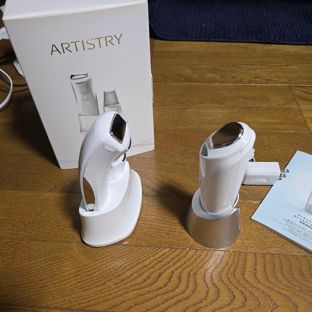 美品】ARTISTRY 美顔器 ARTISTRY 美顔器 EMSローラー アムウェイ