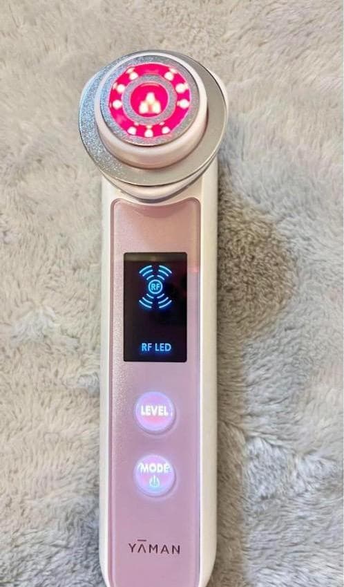 週末セール！YA-MAN SAKURA eye+ フォトプラス 化粧水付き HRF200SKREYE HRF200SKREYE 美顔器 Photo PLUS（フォトプラス）SAKURA