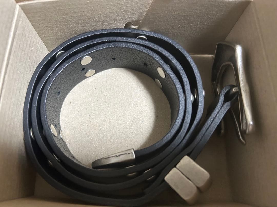 完売品) 【CS】STUDS LEATHER BELT - メルカリ