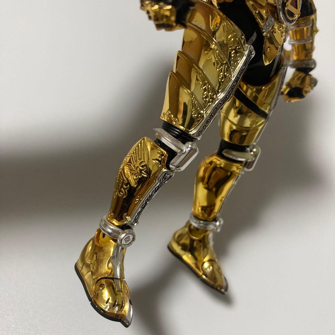 S.H.Figuarts (真骨彫製法) 牙狼 黄金騎士ガロ(冴島鋼牙)