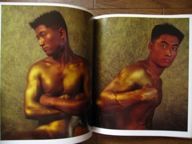 月の日 神に逢いに行く男たち　稲嶺啓一