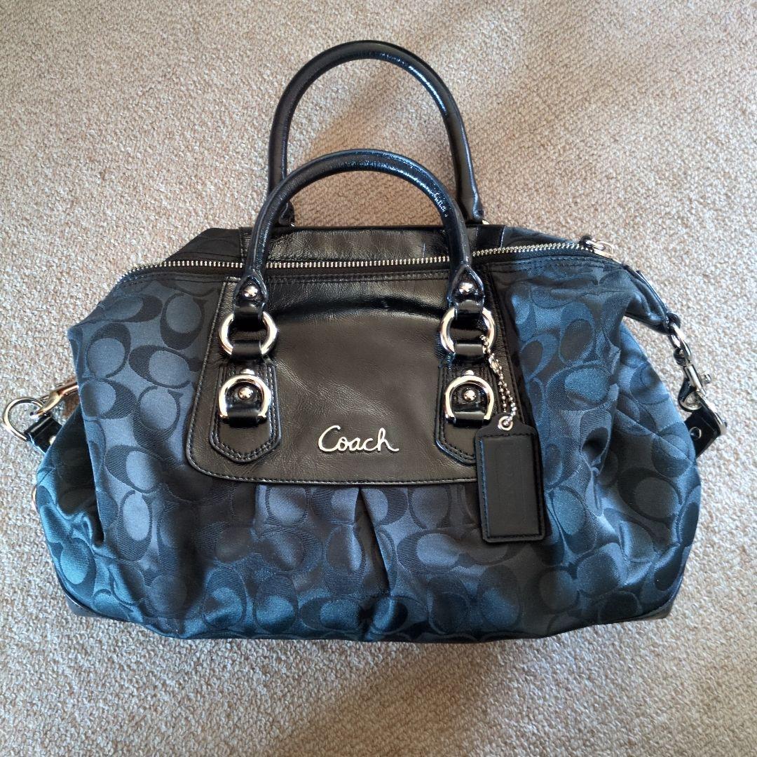 2010年頃購入　Coach ブラック ハンドバッグ 中古・古着通販】COACH (コーチ) スワッガー バタフライ2WAY