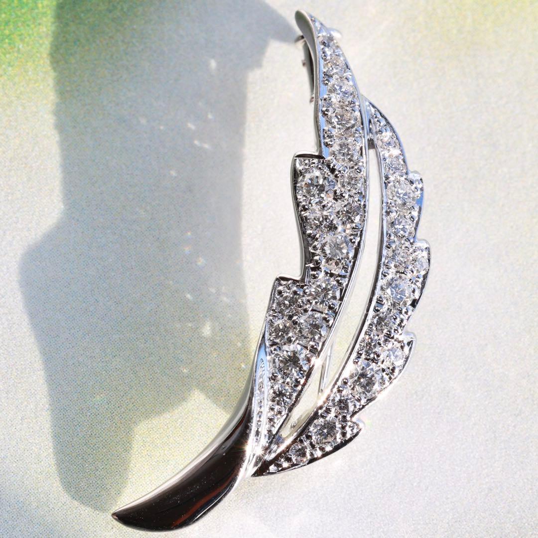 Pt900 ブルーリバー ダイヤモンド 0.66ct ブローチ