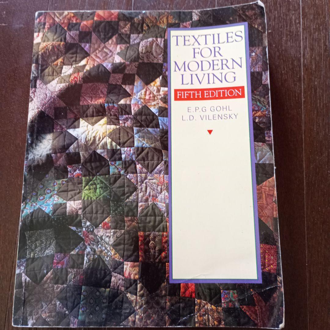 TEXTILES FOR MODERN LIVING 第五版 00-07 Amazon.com: Livabliss x Galey Alix Fetscher II Vintage Medallion